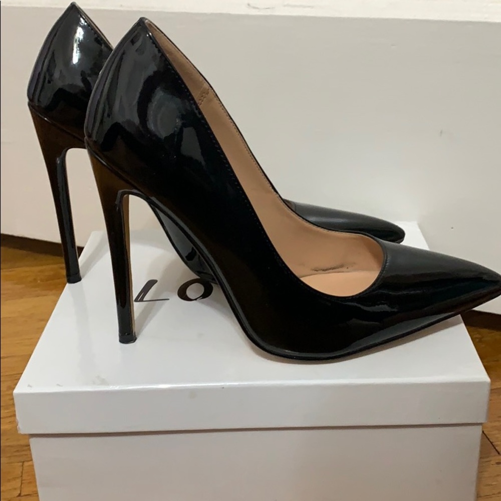Black Stilettos